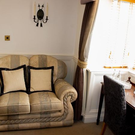 Hotel The Lord Bute Highcliffe Exterior foto